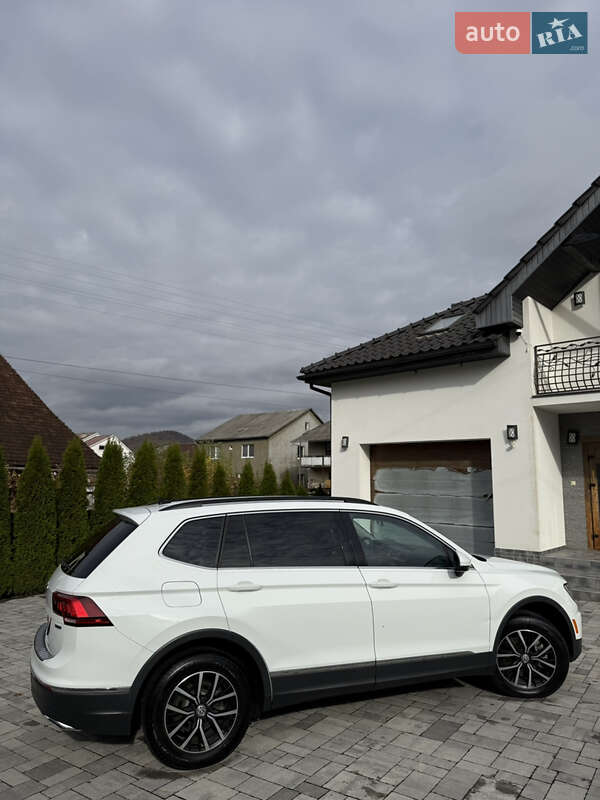 Внедорожник / Кроссовер Volkswagen Tiguan 2021 в Сваляве