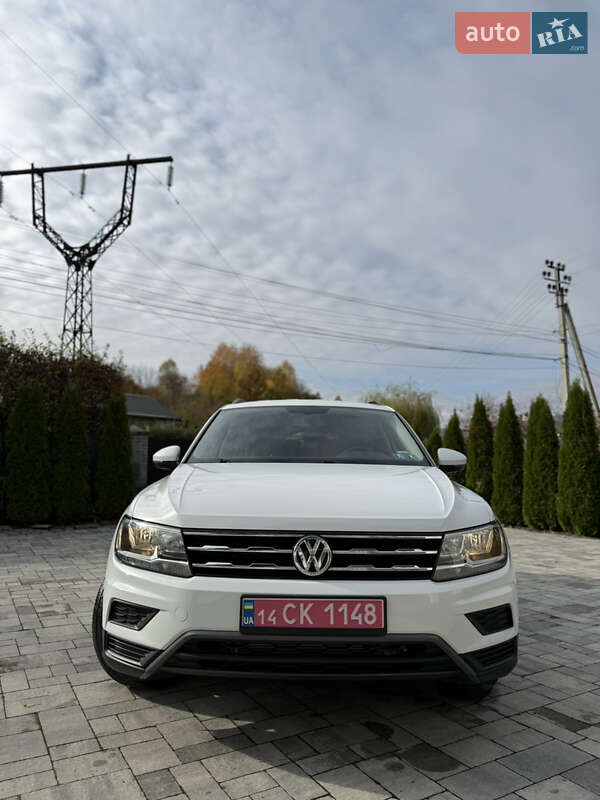 Внедорожник / Кроссовер Volkswagen Tiguan 2021 в Сваляве