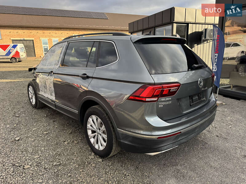 Внедорожник / Кроссовер Volkswagen Tiguan 2018 в Луцке фото 5 Внедорожник / Кроссовер Volkswagen Tiguan 2018 в Луцке