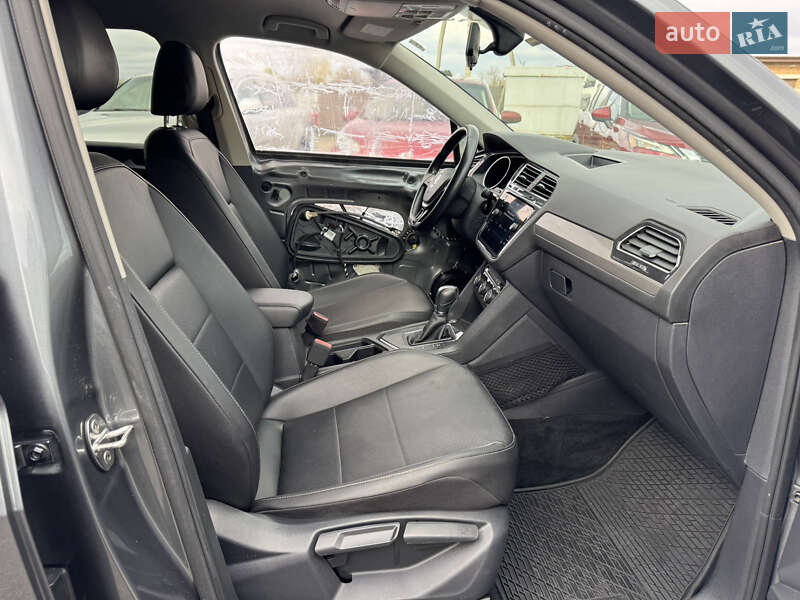 Внедорожник / Кроссовер Volkswagen Tiguan 2018 в Луцке фото 19 Внедорожник / Кроссовер Volkswagen Tiguan 2018 в Луцке