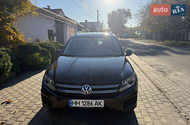 Внедорожник / Кроссовер Volkswagen Tiguan 2016 в Одессе