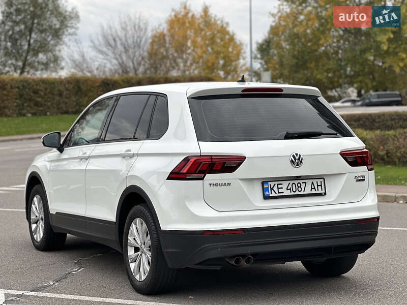 Позашляховик / Кросовер Volkswagen Tiguan 2017 в Києві