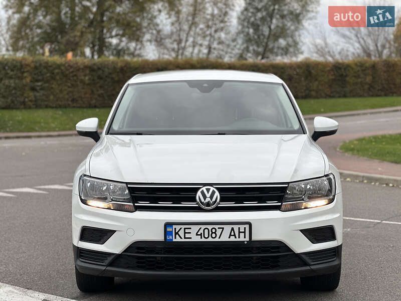 Позашляховик / Кросовер Volkswagen Tiguan 2017 в Києві