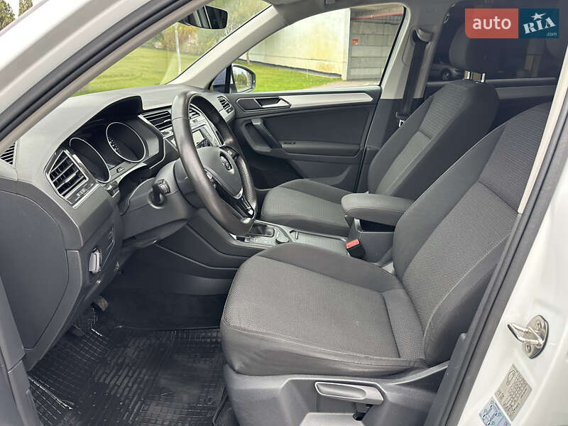 Позашляховик / Кросовер Volkswagen Tiguan 2017 в Києві