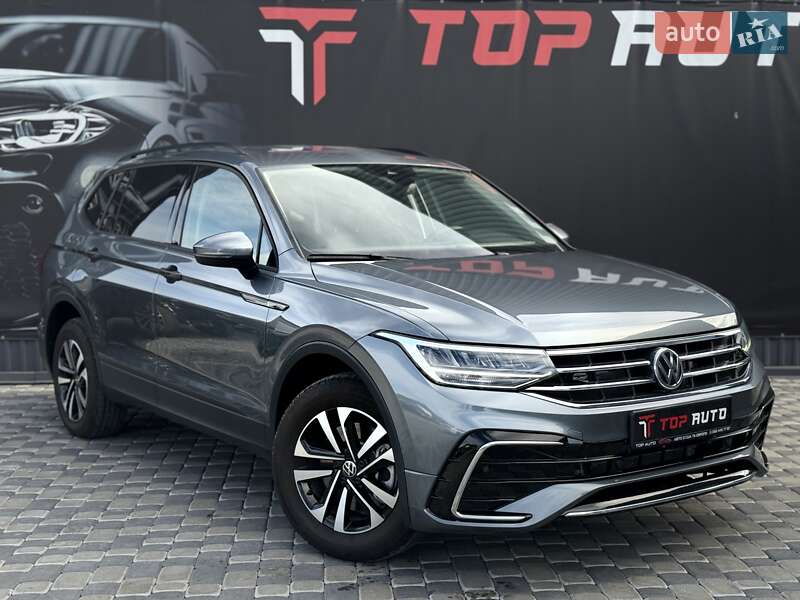 Позашляховик / Кросовер Volkswagen Tiguan 2024 в Львові
