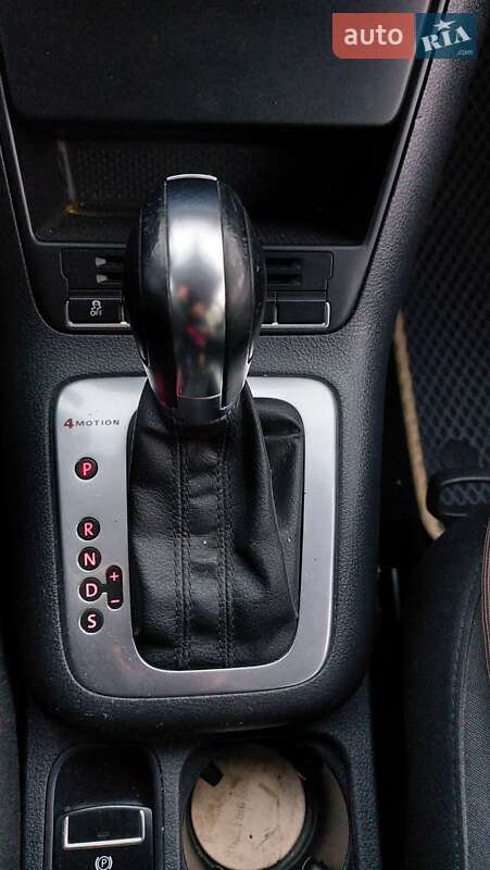 Внедорожник / Кроссовер Volkswagen Tiguan 2013 в Арцизе