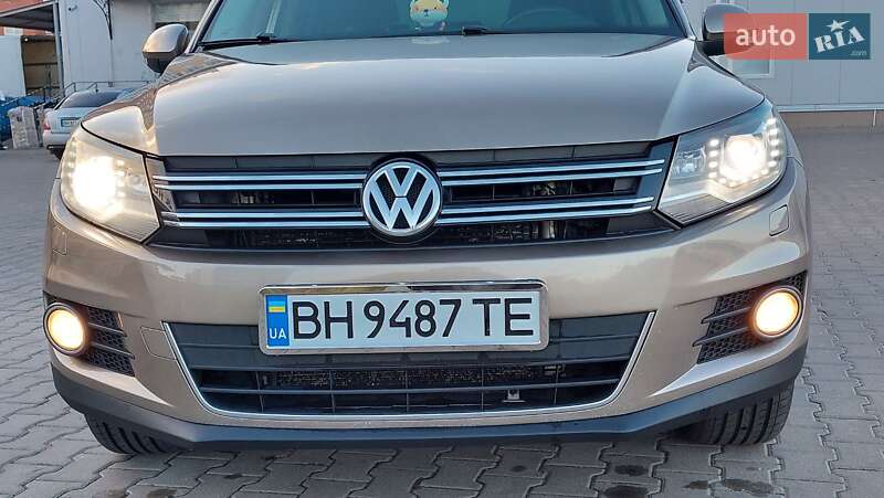 Внедорожник / Кроссовер Volkswagen Tiguan 2013 в Арцизе
