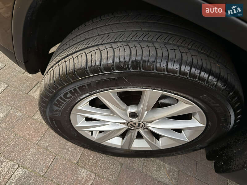 Внедорожник / Кроссовер Volkswagen Tiguan 2013 в Киеве фото 15 Внедорожник / Кроссовер Volkswagen Tiguan 2013 в Киеве