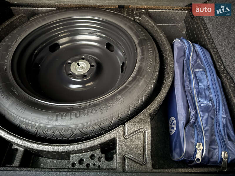 Внедорожник / Кроссовер Volkswagen Tiguan 2013 в Киеве фото 29 Внедорожник / Кроссовер Volkswagen Tiguan 2013 в Киеве