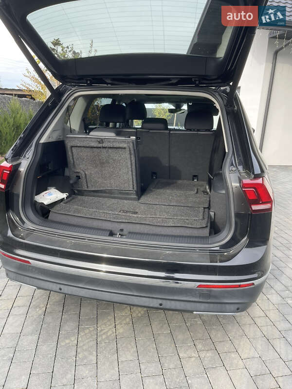 Внедорожник / Кроссовер Volkswagen Tiguan 2020 в Луцке фото 11 Внедорожник / Кроссовер Volkswagen Tiguan 2020 в Луцке
