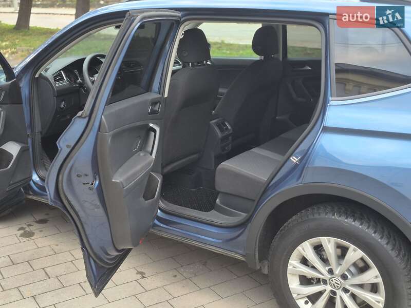 Внедорожник / Кроссовер Volkswagen Tiguan 2018 в Дубно
