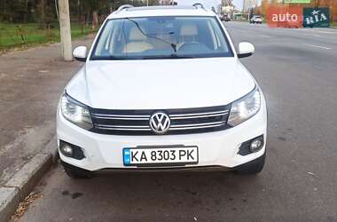 Внедорожник / Кроссовер Volkswagen Tiguan 2016 в Киеве