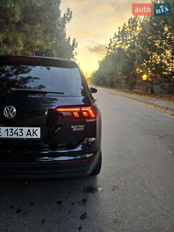 Внедорожник / Кроссовер Volkswagen Tiguan 2017 в Днепре фото 11 Внедорожник / Кроссовер Volkswagen Tiguan 2017 в Днепре