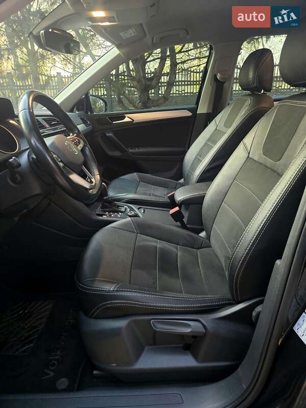 Внедорожник / Кроссовер Volkswagen Tiguan 2017 в Днепре фото 30 Внедорожник / Кроссовер Volkswagen Tiguan 2017 в Днепре