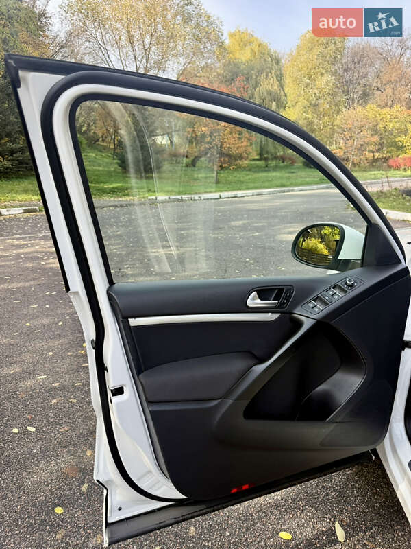 Внедорожник / Кроссовер Volkswagen Tiguan 2013 в Полтаве фото 22 Внедорожник / Кроссовер Volkswagen Tiguan 2013 в Полтаве