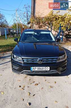Внедорожник / Кроссовер Volkswagen Tiguan 2019 в Запорожье