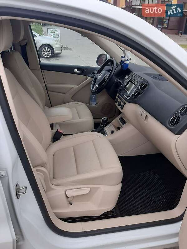 Позашляховик / Кросовер Volkswagen Tiguan 2016 в Тернополі