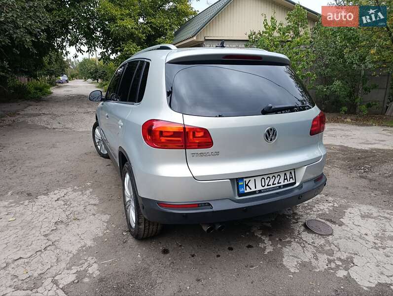 Внедорожник / Кроссовер Volkswagen Tiguan 2011 в Кривом Роге