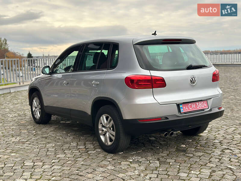 Внедорожник / Кроссовер Volkswagen Tiguan 2013 в Днепре