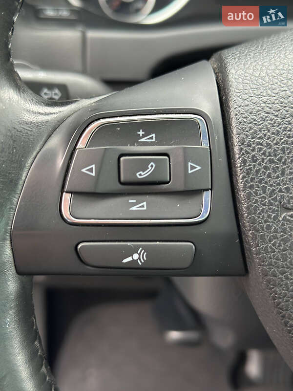 Внедорожник / Кроссовер Volkswagen Tiguan 2013 в Днепре