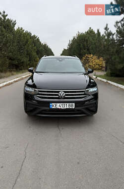 Внедорожник / Кроссовер Volkswagen Tiguan 2024 в Днепре
