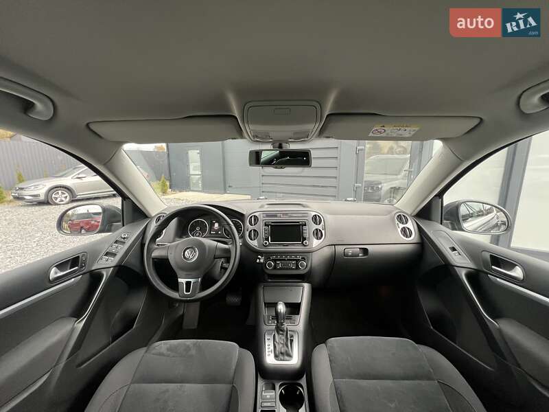 Позашляховик / Кросовер Volkswagen Tiguan 2015 в Львові