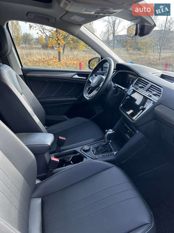 Внедорожник / Кроссовер Volkswagen Tiguan 2024 в Киеве