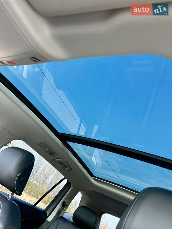 Внедорожник / Кроссовер Volkswagen Tiguan 2024 в Киеве