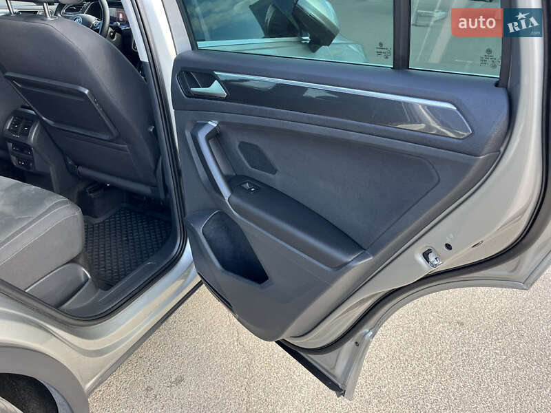 Позашляховик / Кросовер Volkswagen Tiguan 2020 в Полтаві