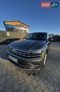 Внедорожник / Кроссовер Volkswagen Tiguan 2019 в Львове