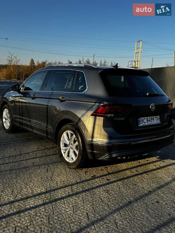 Внедорожник / Кроссовер Volkswagen Tiguan 2019 в Львове