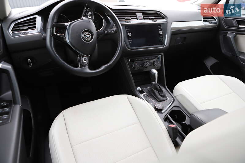 Внедорожник / Кроссовер Volkswagen Tiguan 2020 в Дрогобыче