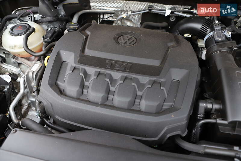 Внедорожник / Кроссовер Volkswagen Tiguan 2020 в Дрогобыче