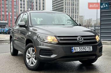 Внедорожник / Кроссовер Volkswagen Tiguan 2014 в Киеве