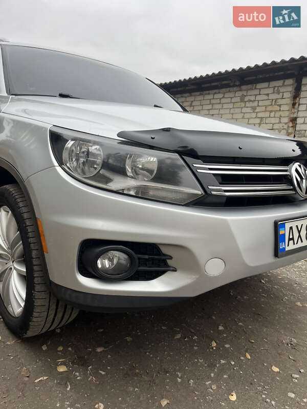 Внедорожник / Кроссовер Volkswagen Tiguan 2012 в Харькове