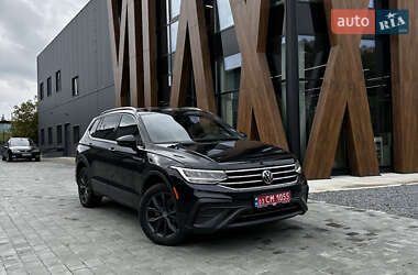 Позашляховик / Кросовер Volkswagen Tiguan 2022 в Луцьку