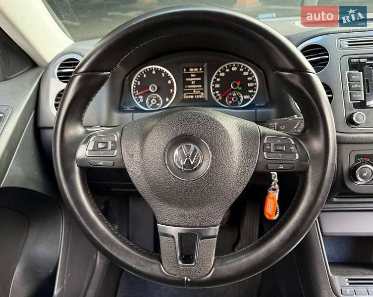 Внедорожник / Кроссовер Volkswagen Tiguan 2012 в Киеве фото 17 Внедорожник / Кроссовер Volkswagen Tiguan 2012 в Киеве