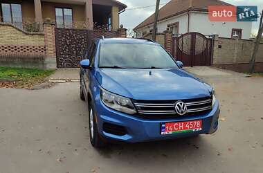Позашляховик / Кросовер Volkswagen Tiguan 2017 в Дубні