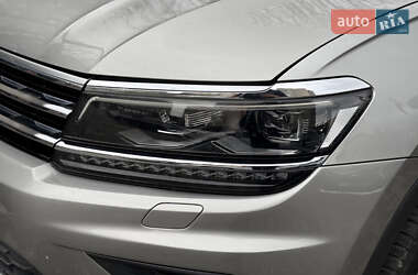 Позашляховик / Кросовер Volkswagen Tiguan 2016 в Чернівцях
