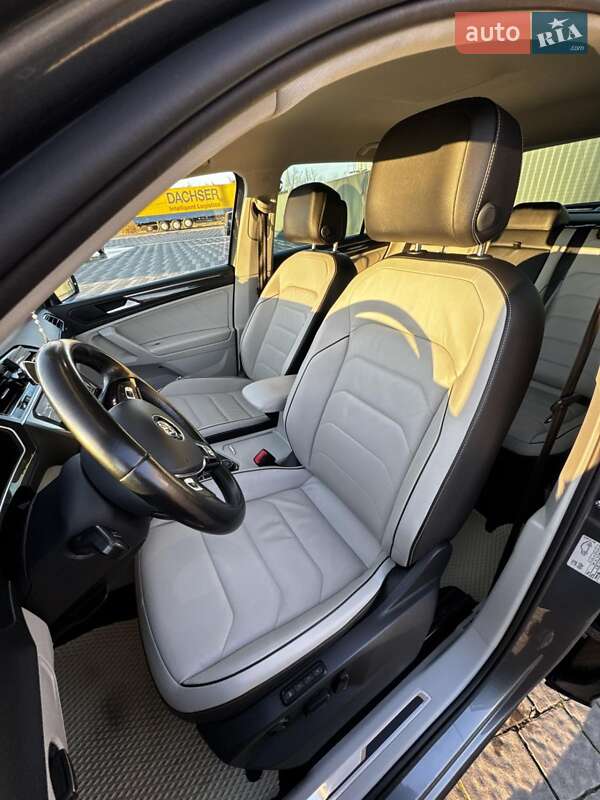 Внедорожник / Кроссовер Volkswagen Tiguan 2019 в Львове