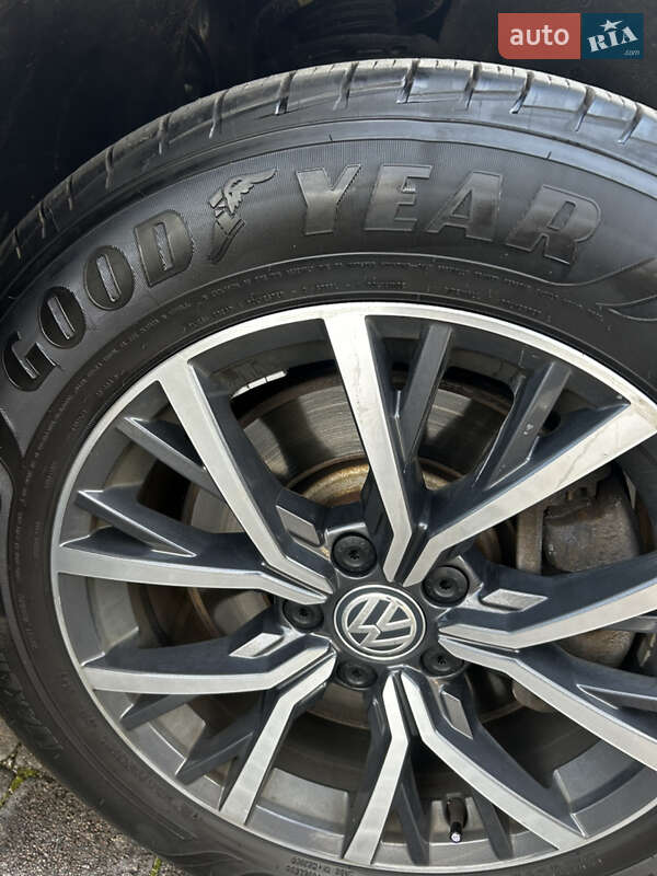 Внедорожник / Кроссовер Volkswagen Tiguan 2020 в Узине фото 20 Внедорожник / Кроссовер Volkswagen Tiguan 2020 в Узине