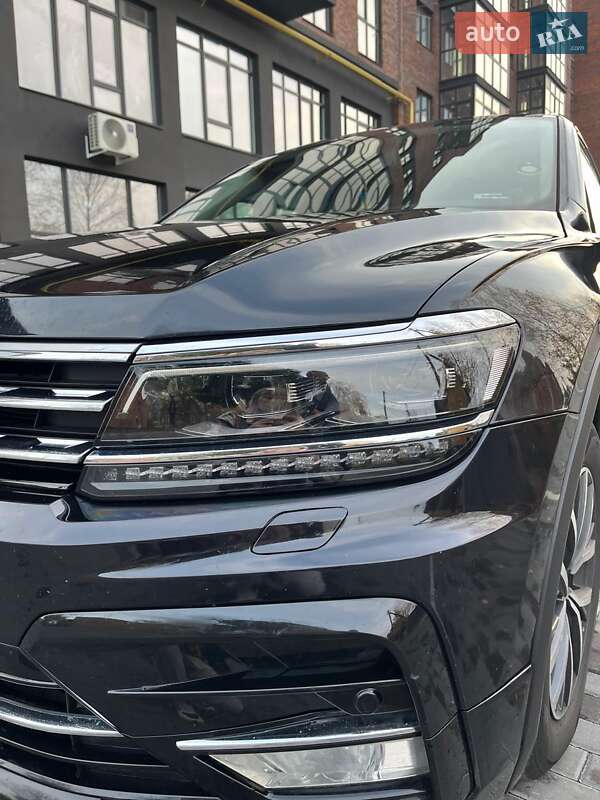 Внедорожник / Кроссовер Volkswagen Tiguan 2019 в Полтаве