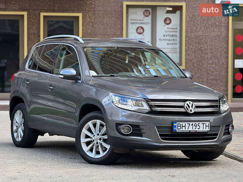 Внедорожник / Кроссовер Volkswagen Tiguan 2016 в Одессе фото 4 Внедорожник / Кроссовер Volkswagen Tiguan 2016 в Одессе