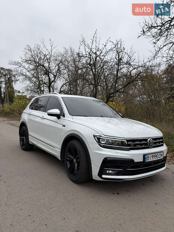 Внедорожник / Кроссовер Volkswagen Tiguan 2017 в Кременчуге