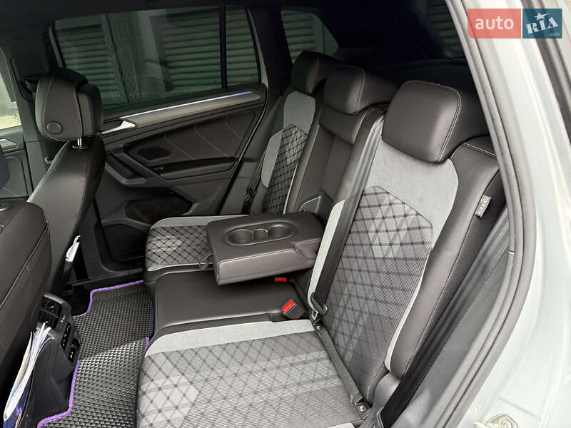 Внедорожник / Кроссовер Volkswagen Tiguan 2023 в Киеве