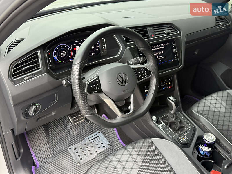 Внедорожник / Кроссовер Volkswagen Tiguan 2023 в Киеве