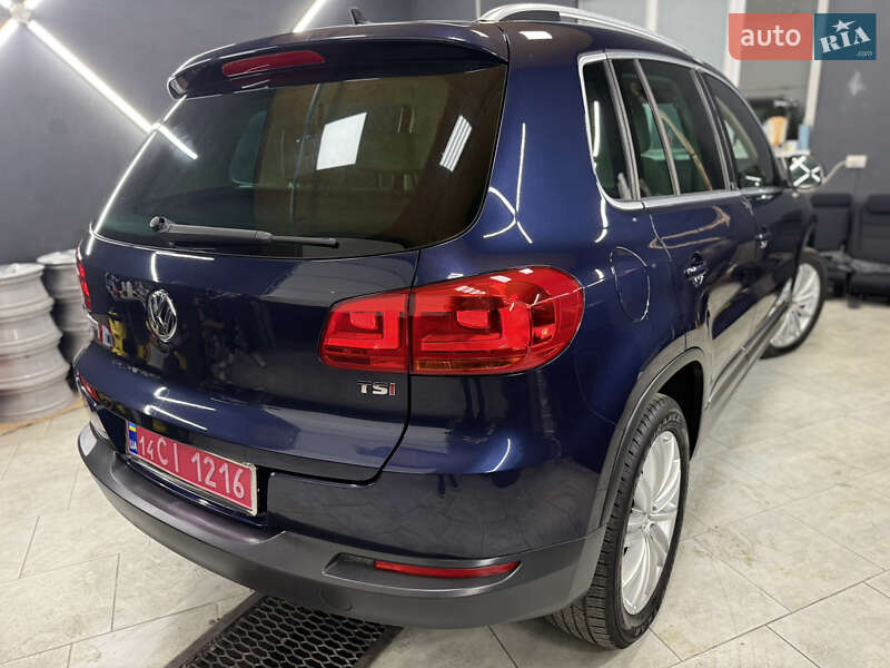 Внедорожник / Кроссовер Volkswagen Tiguan 2015 в Бориславе