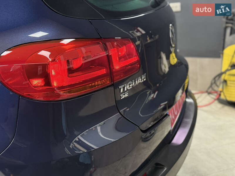 Внедорожник / Кроссовер Volkswagen Tiguan 2015 в Бориславе