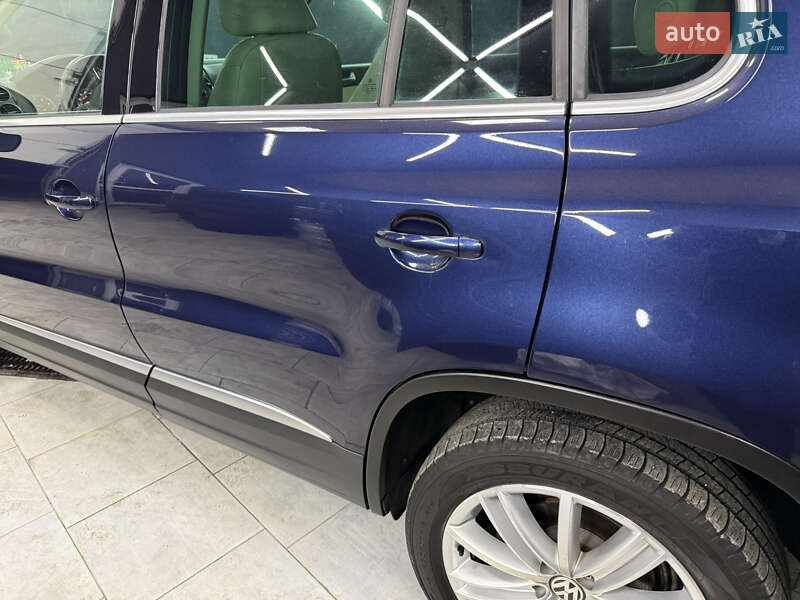 Внедорожник / Кроссовер Volkswagen Tiguan 2015 в Бориславе