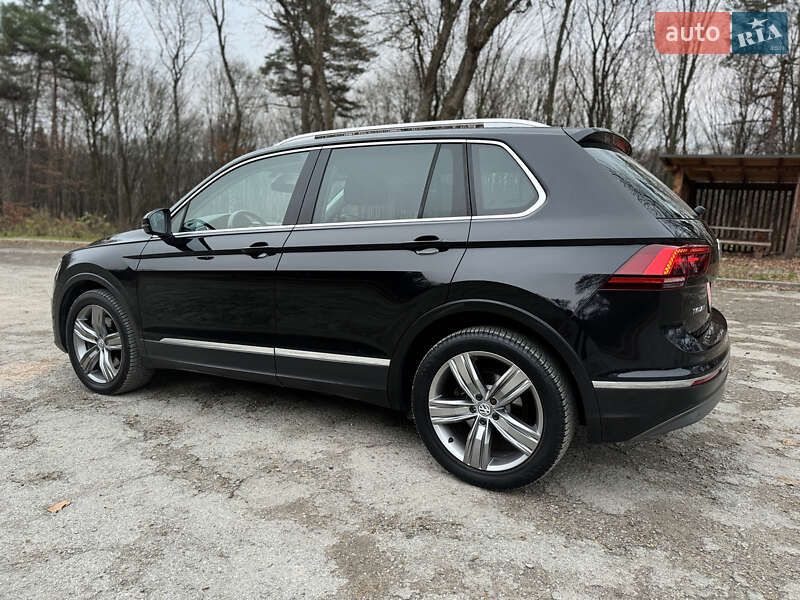 Внедорожник / Кроссовер Volkswagen Tiguan 2017 в Бережанах